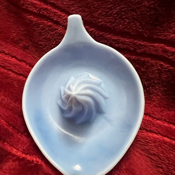 Vintage Delphite Blue Glass Citrus Reamer - Picture 7 of 9